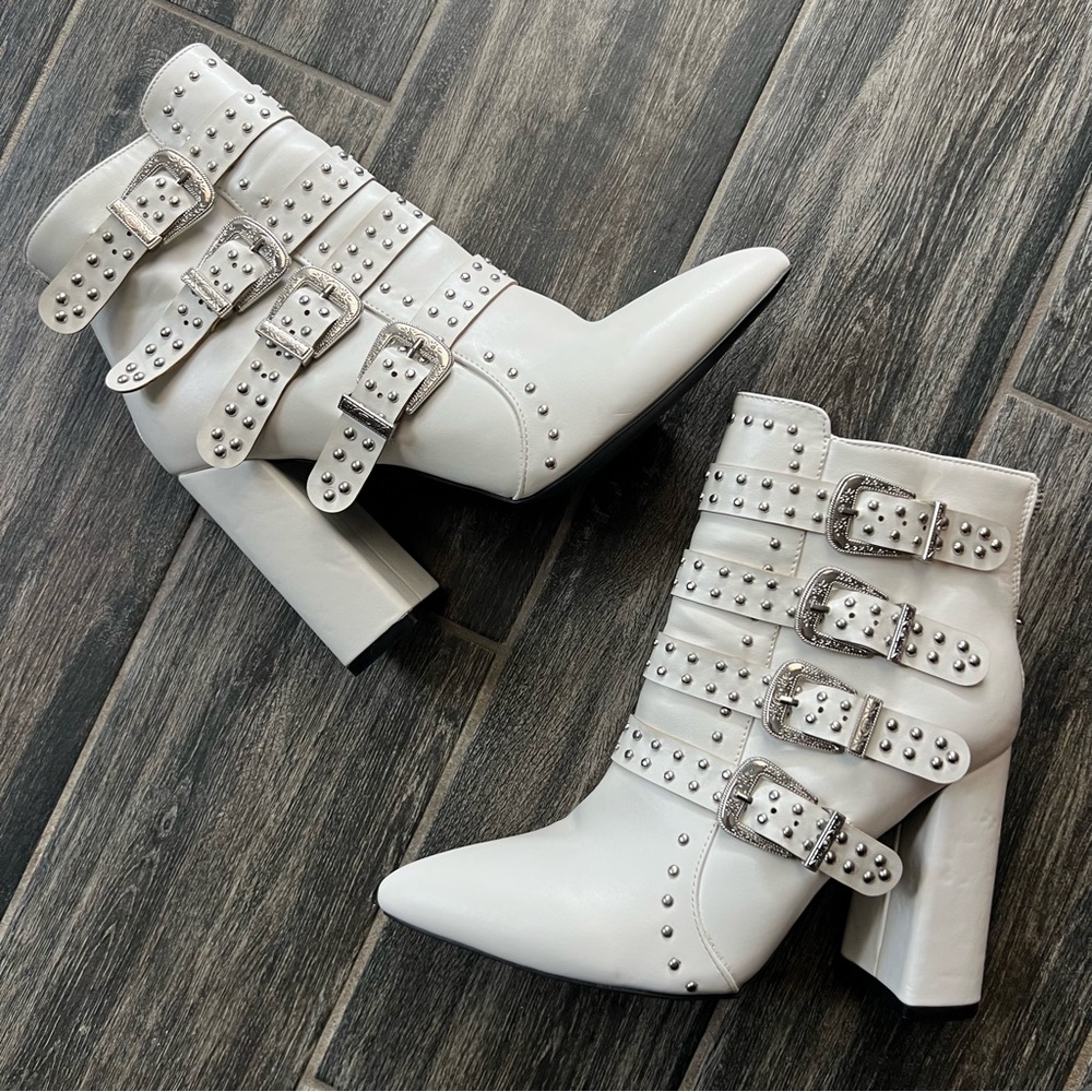 White Ankle Boots with Buckle